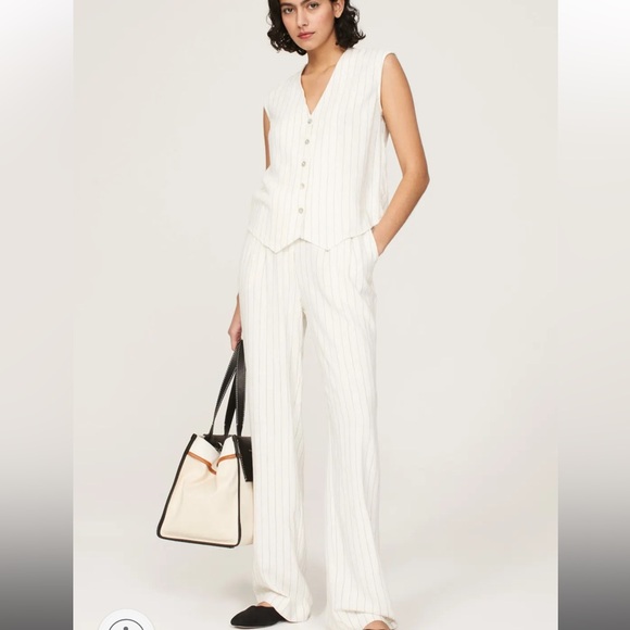 DONNI. Pants - DONNI Pinstripe Pleated Pants Sz S